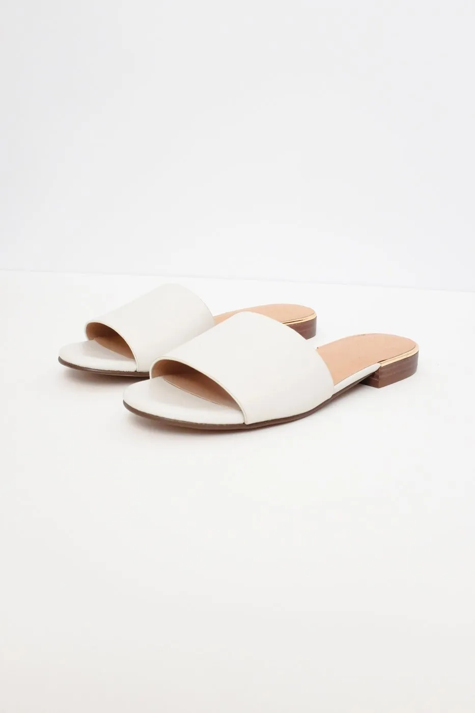 0460_WHITE LEATHER MULE SANDALS 37