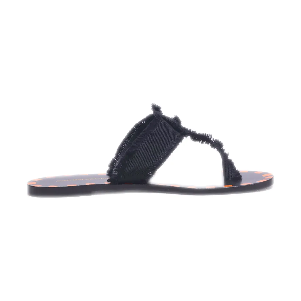 Ave Moderation Flat Sandals Fabric Black Colour For Women