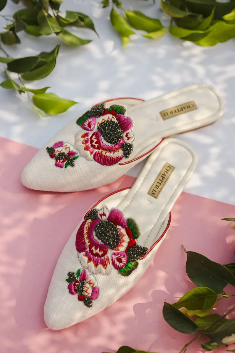 Chapter 13 - Red Rose - White - Mule