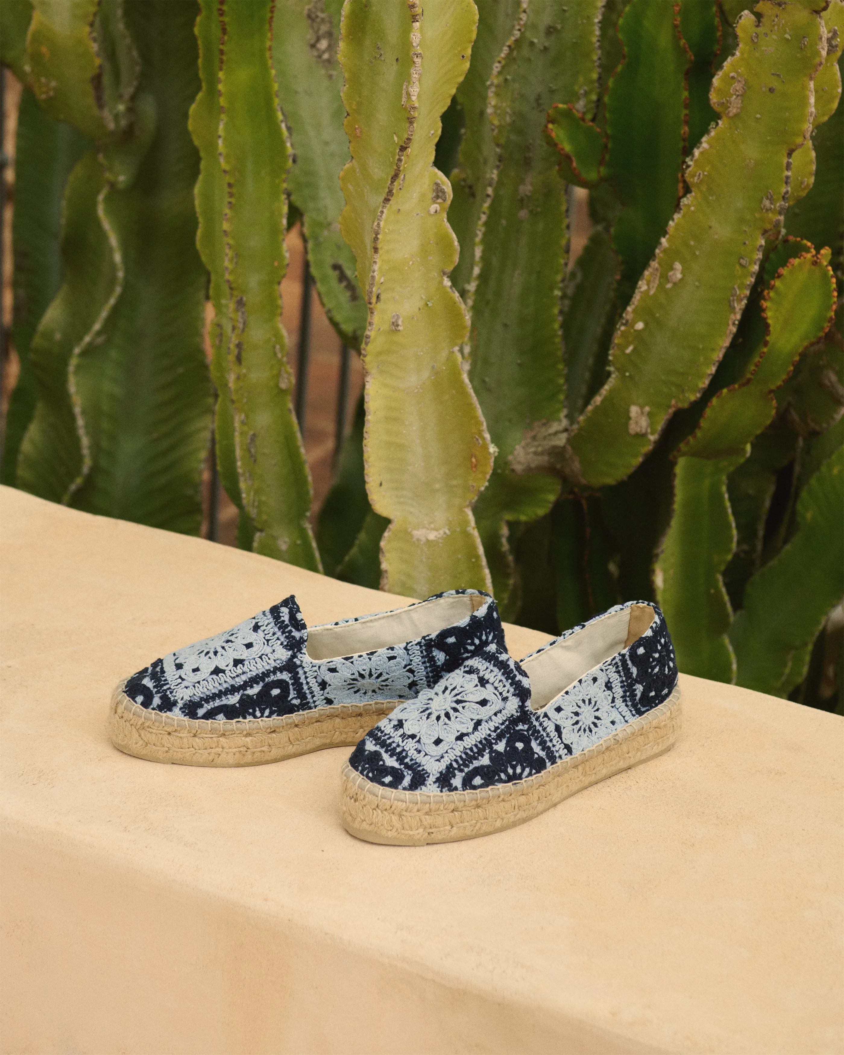 Cotton Crochet Double Sole Espadrilles - G04D0 - Yucatán Indigo And Navy Blue