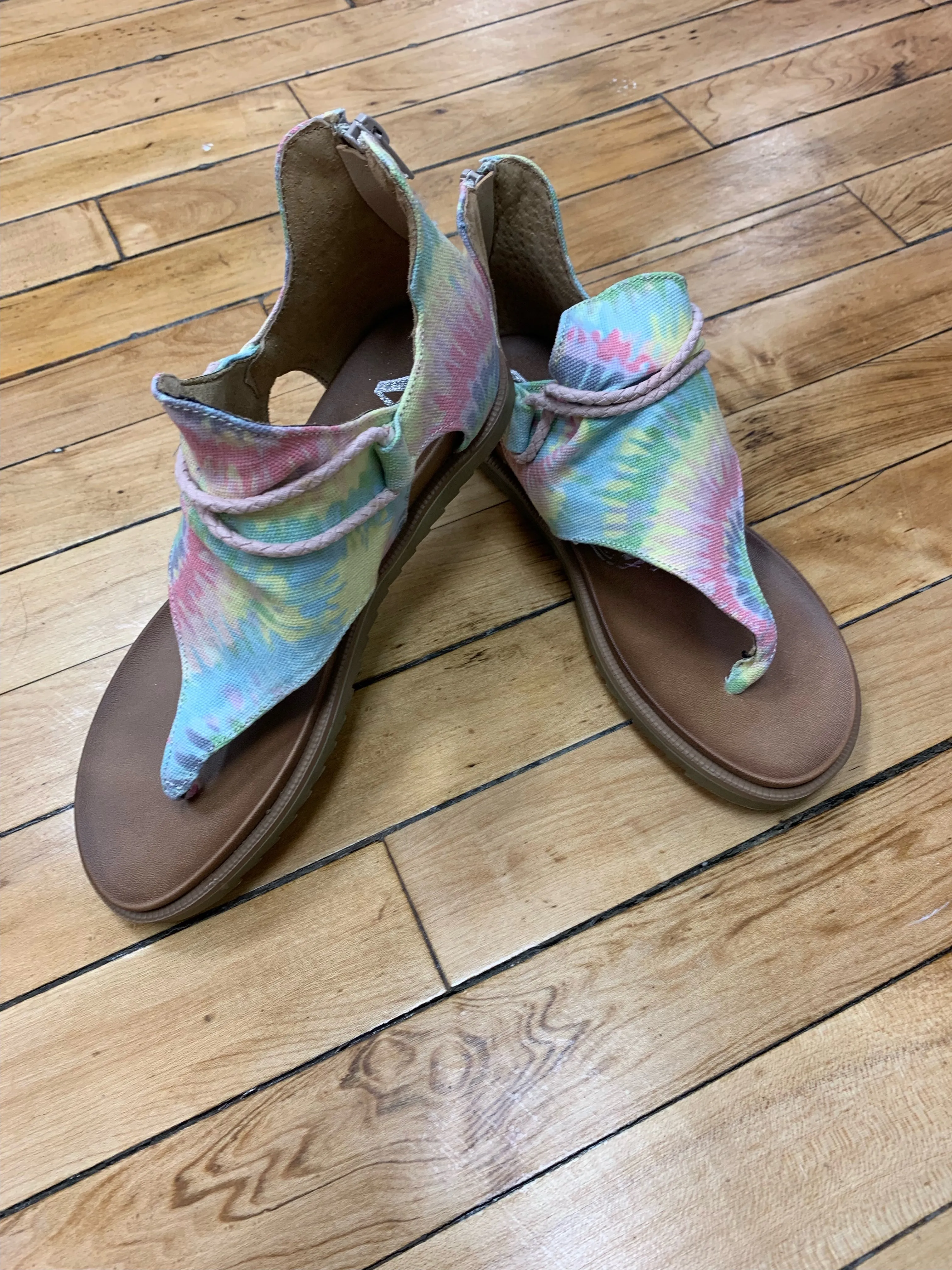 Dusk Sandals - Pastel