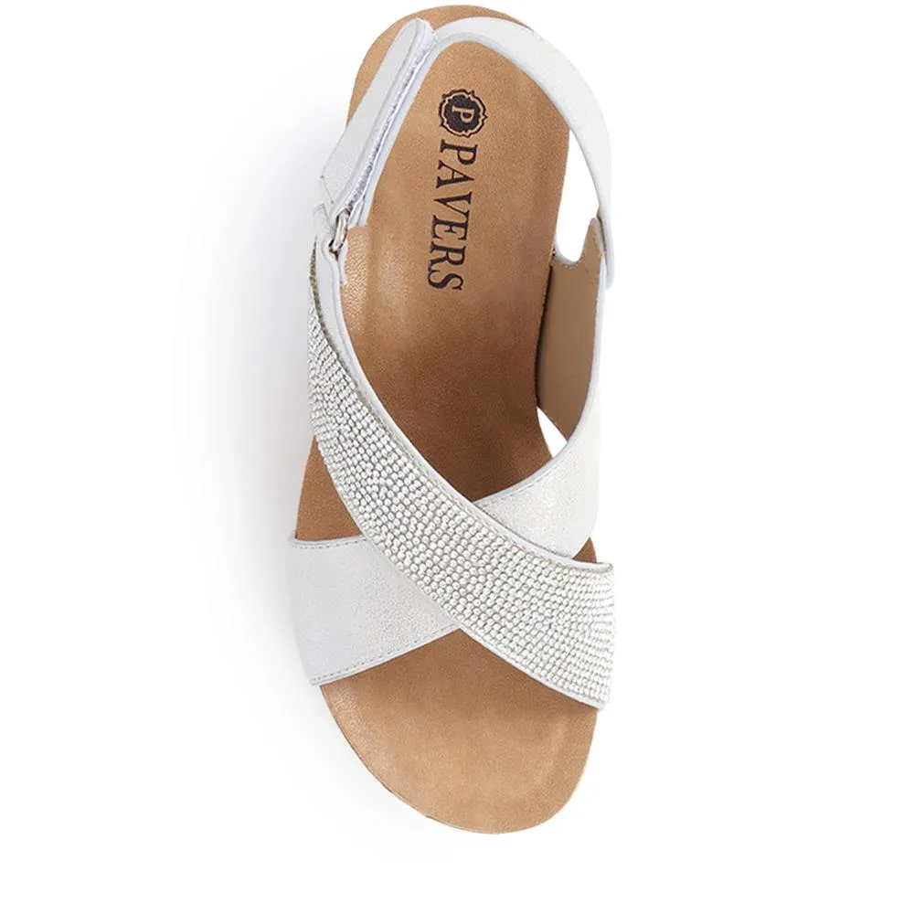 Embellished Wedge Heeled Sandals  - BAIZH39094 / 325 622