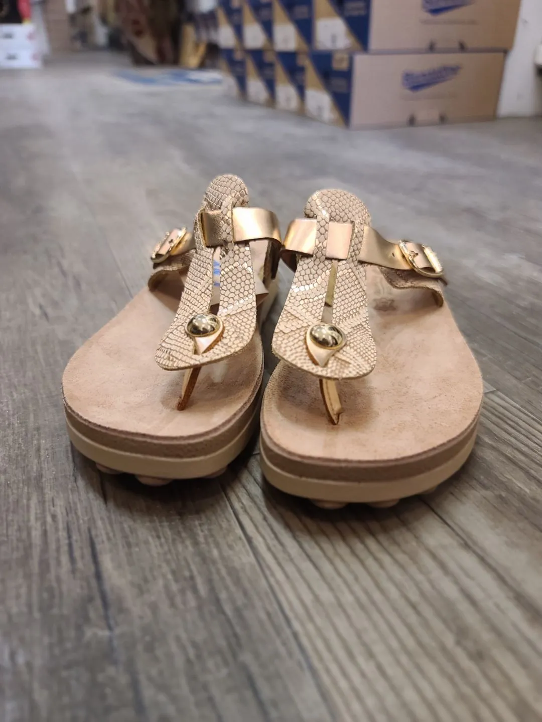Fantasy sandals S90004 Mirabella Rosegold thong sandal