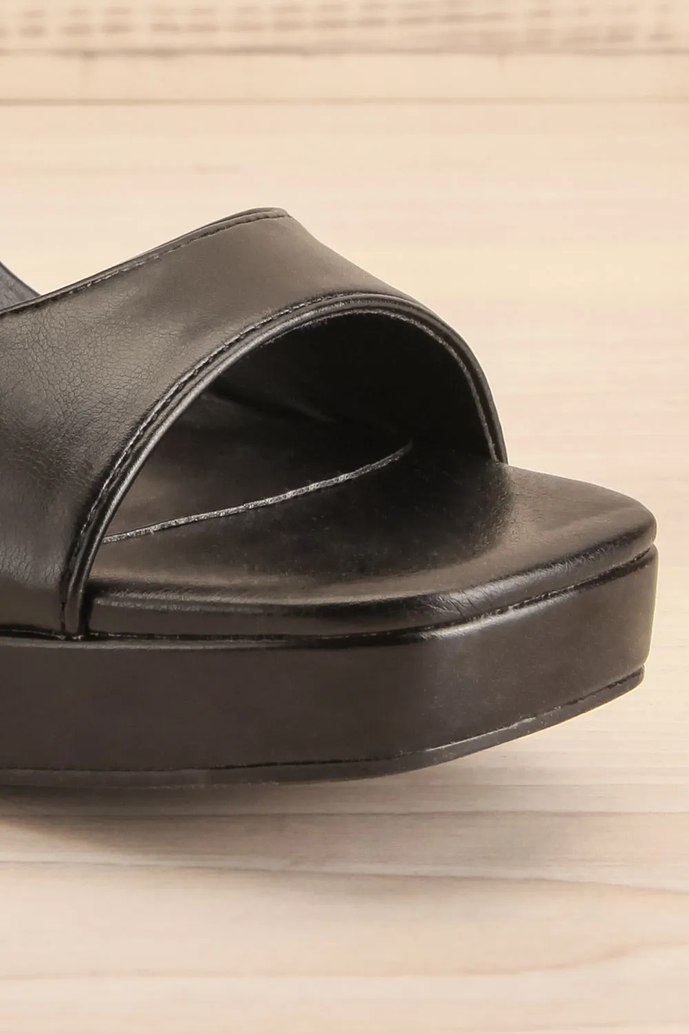 Mariguana Black | Platform Heeled Sandals