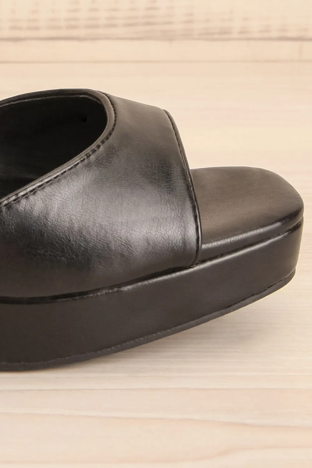 Mariguana Black | Platform Heeled Sandals