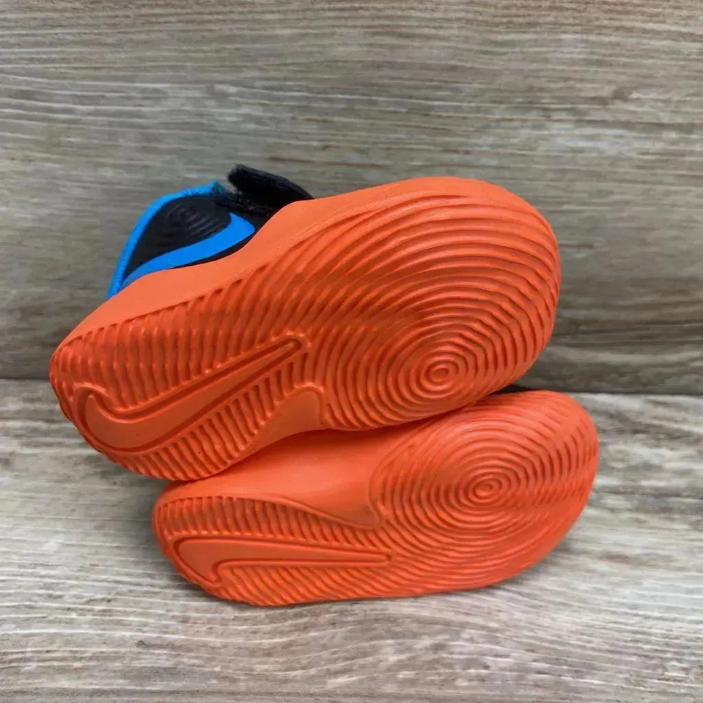 Nike Team Hustle D9 Shoes sz 3c