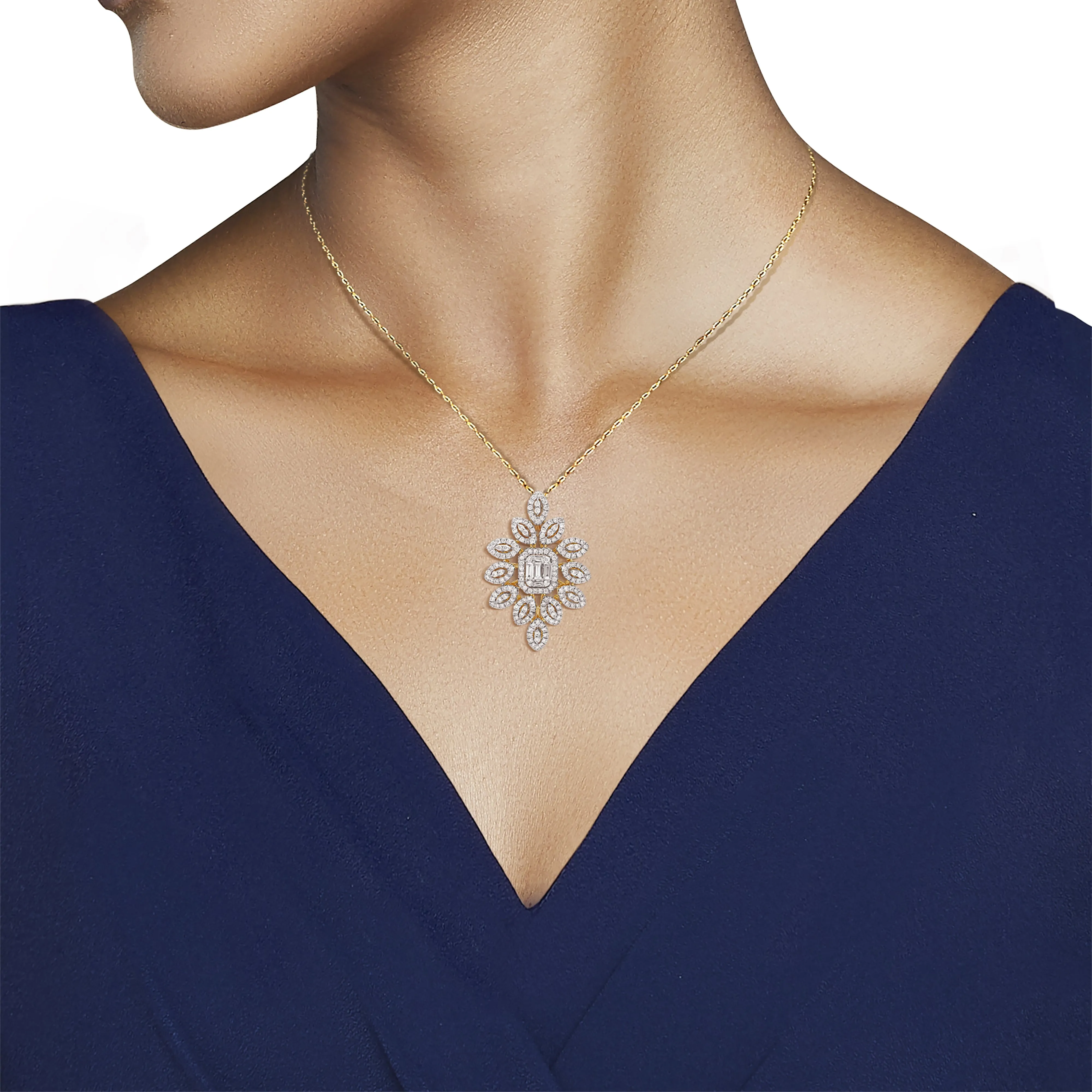 Reina Diamond Pendant