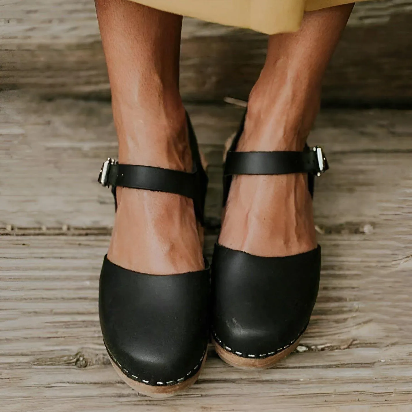 Rina Sandals - Stilvolle Damensandalen mit Geschlossener Spitze