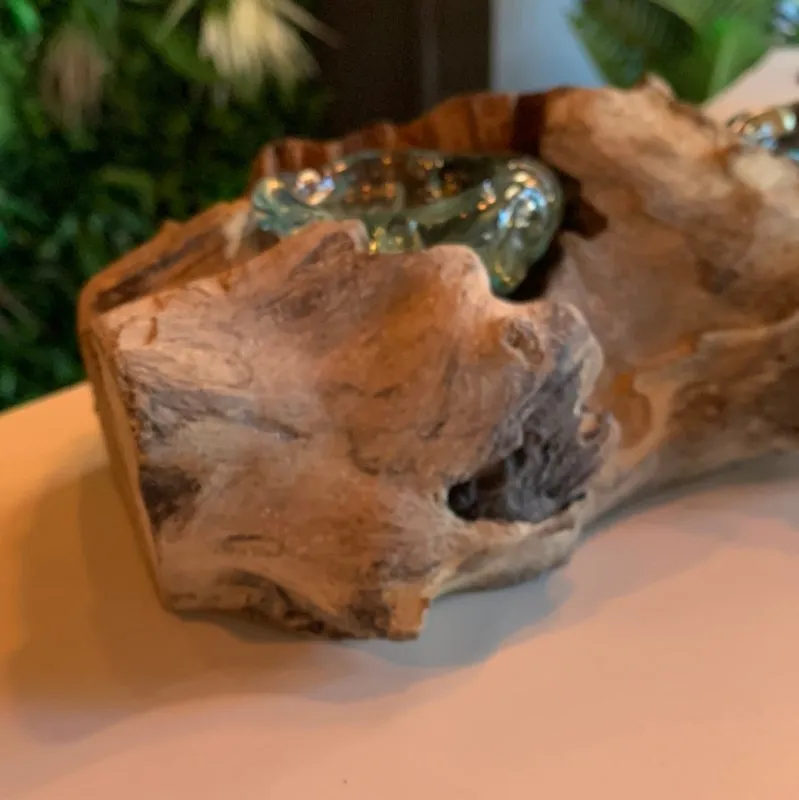 Sculpted Glass Salt & Pepper Set