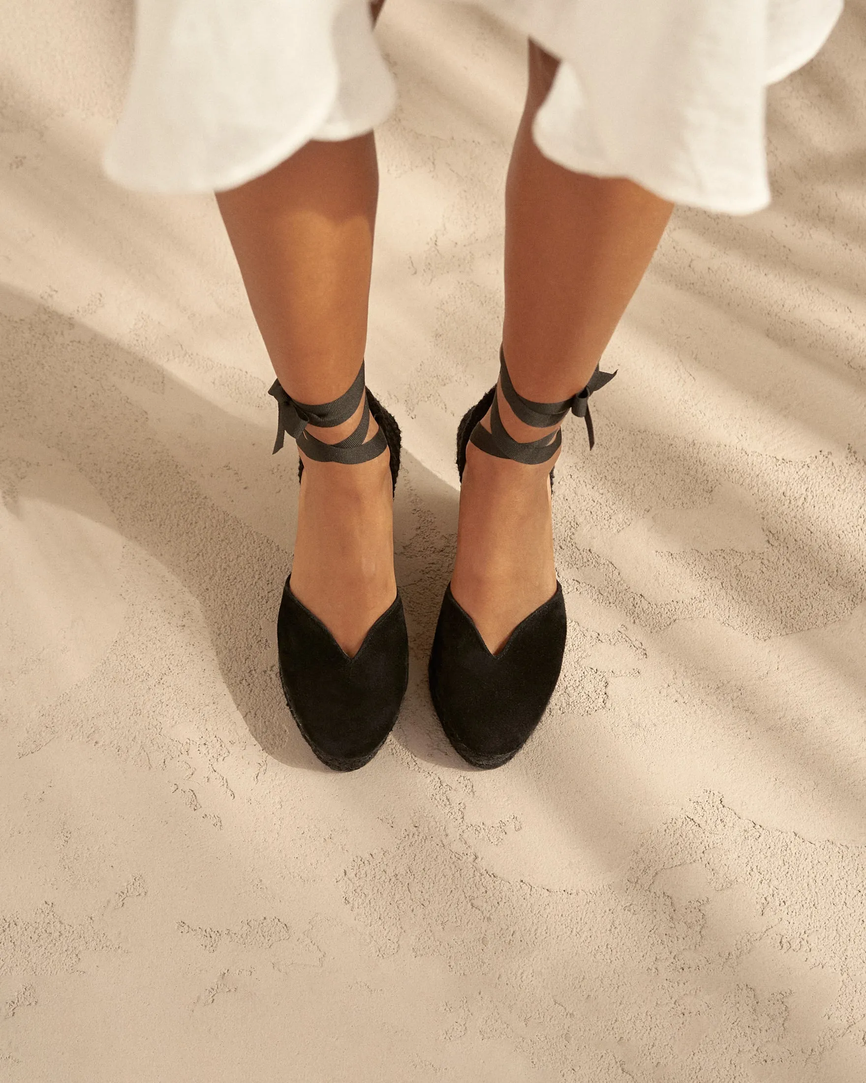 Soft Suede Heart-Shaped Wedge Espadrilles - R22WH - Hamptons Black On Tone