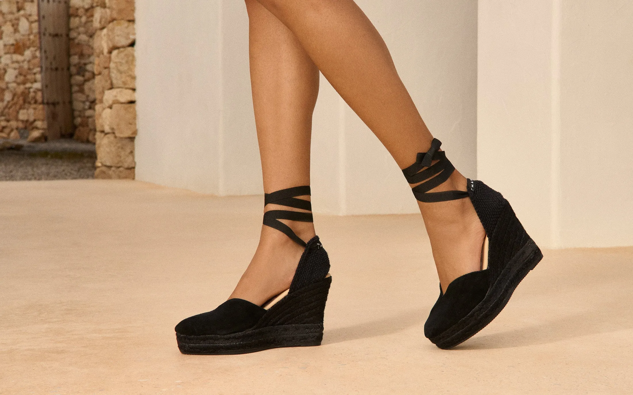 Soft Suede Heart-Shaped Wedge Espadrilles - R22WH - Hamptons Black On Tone