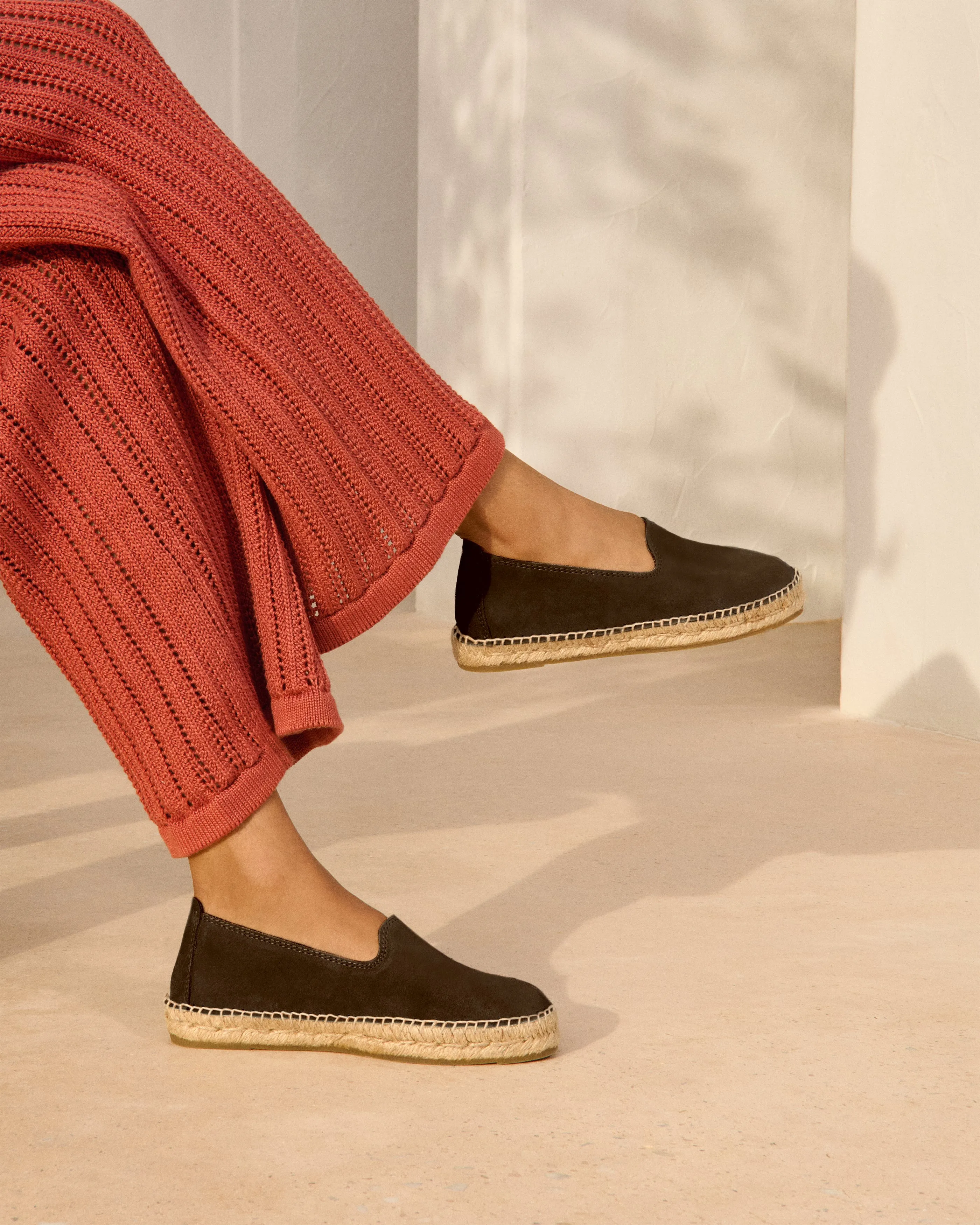 Suede Flat Espadrilles - R57N0 - Hamptons Cocoa