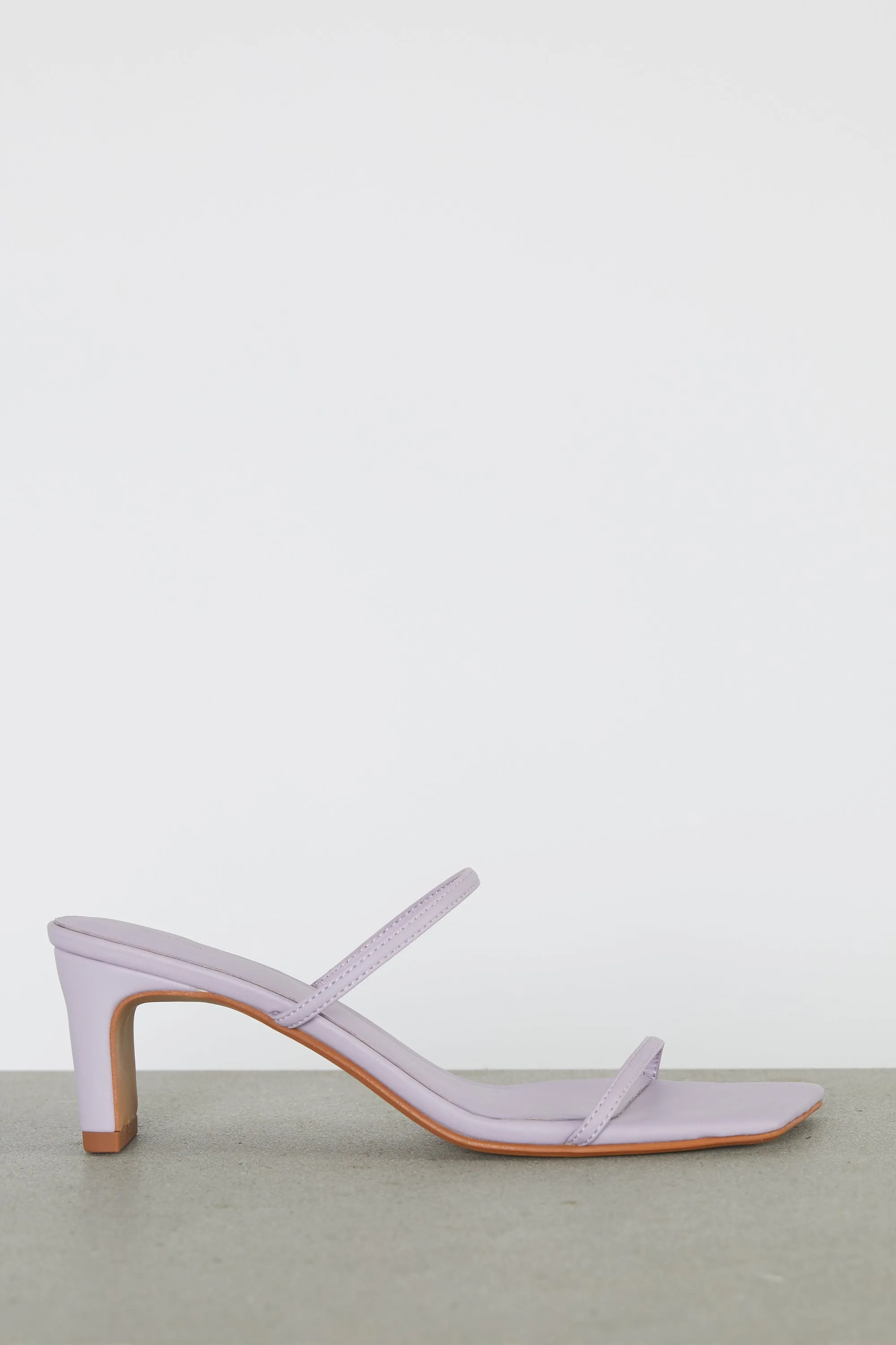 THIN STRAP HEELED SANDAL