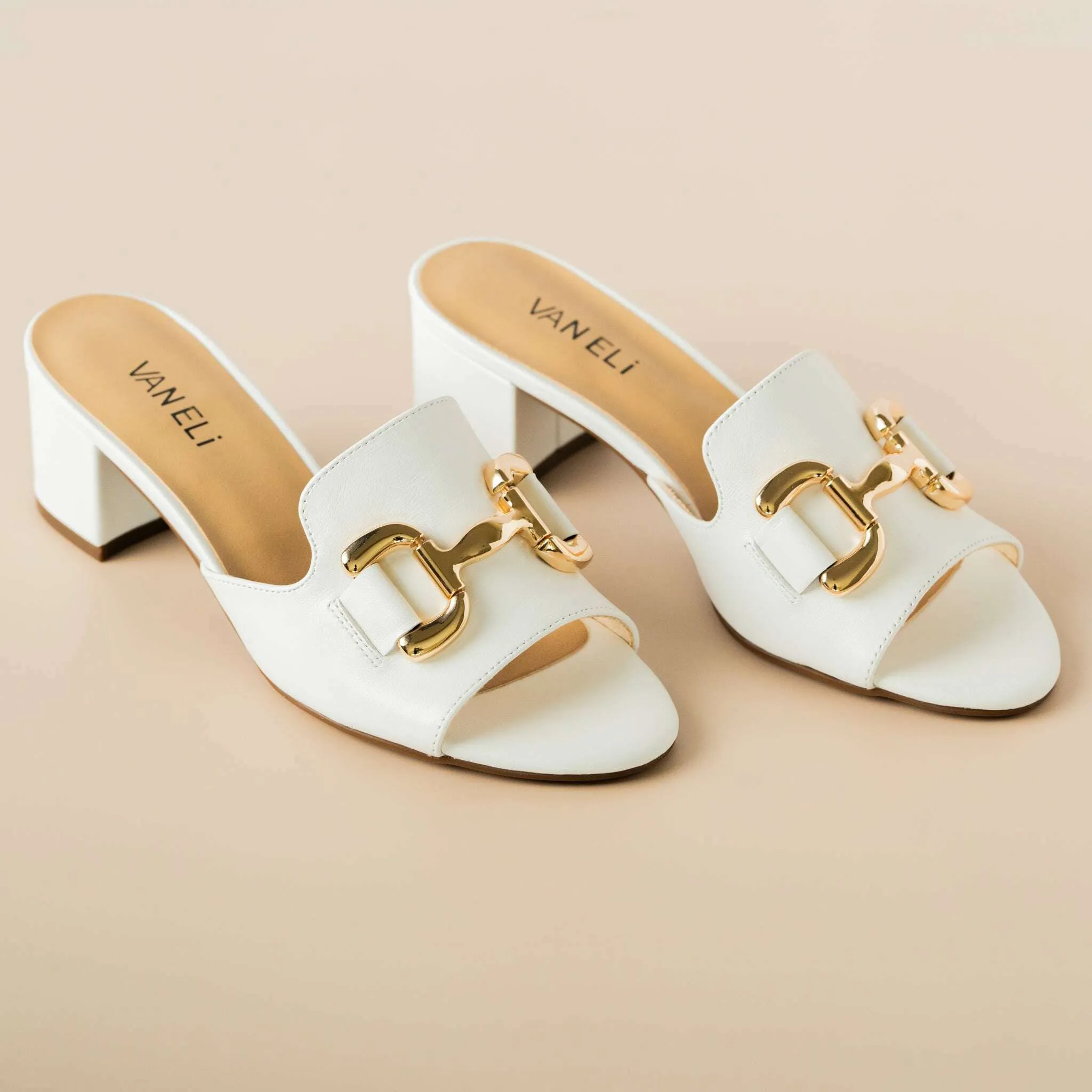 VANELi - Oksana Sandal - Black or White