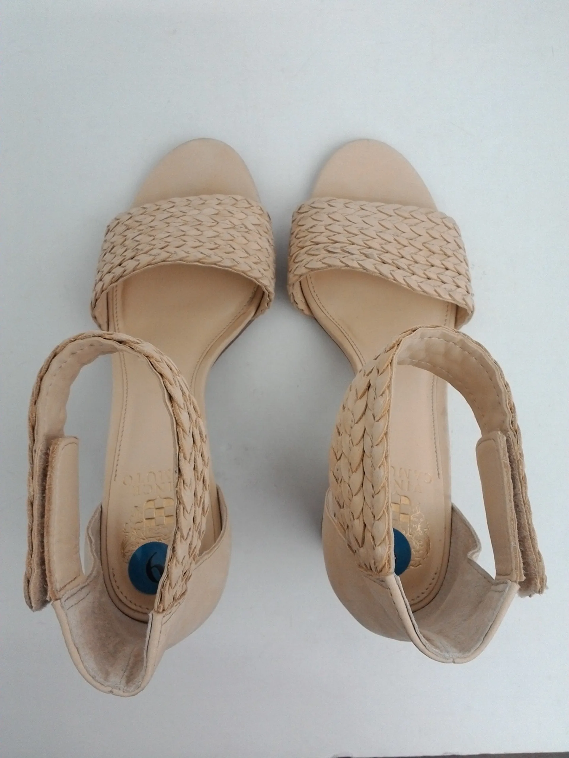 Vince Camuto Women's Jedina Leather Beige Sandal Size 9 M